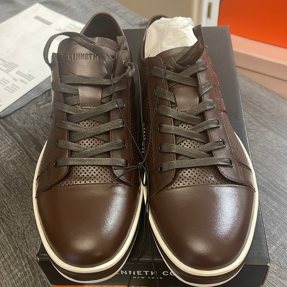 Kenneth Cole